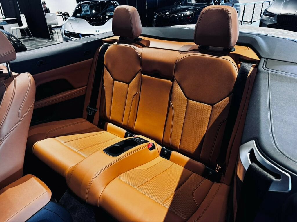 Used 2023 BMW 430i Convertible w/ M Sport Package RWD image 20