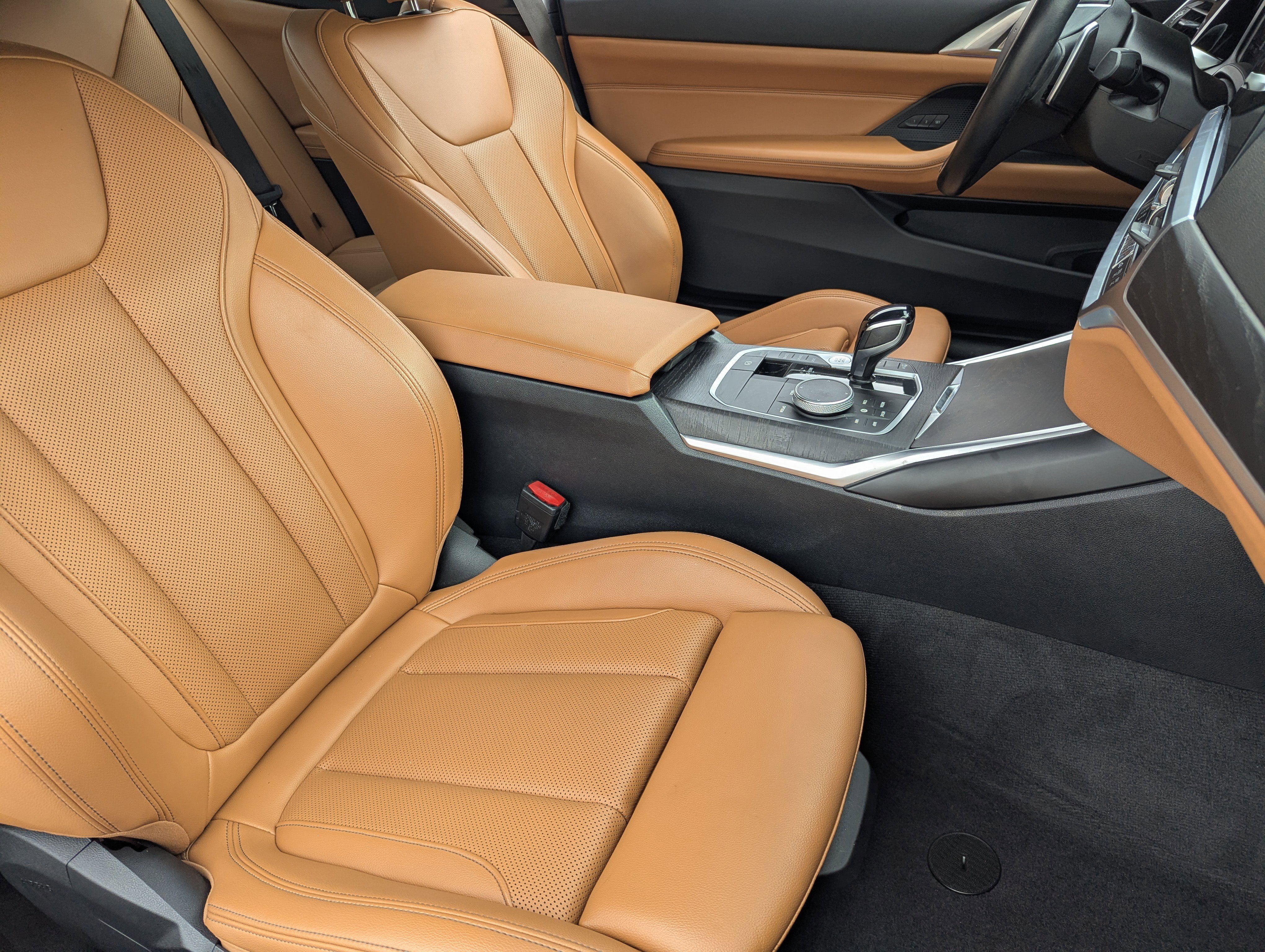 Used 2022 BMW 430i Coupe w/ Convenience Package image 9