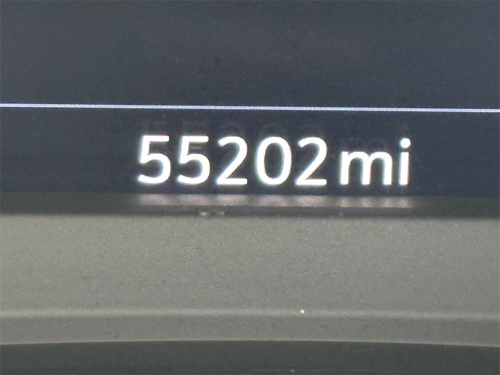 Used 2022 Cadillac XT6 Premium Luxury w/ LPO, Radiant Package image 35