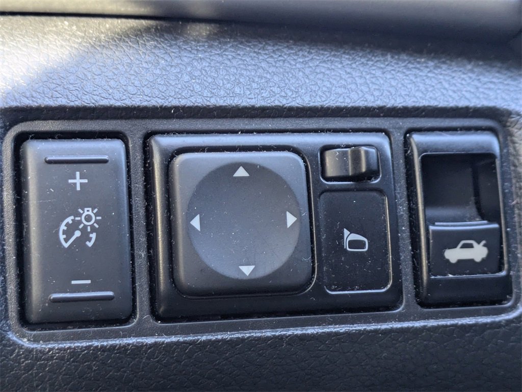 Used 2019 Nissan Sentra SV w/ Electronics Package image 24