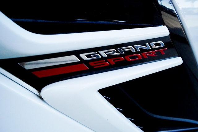 Used 2018 Chevrolet Corvette Grand Sport RWD image 32
