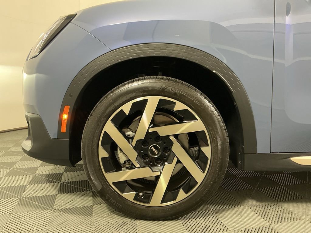 Certified 2025 MINI Cooper Countryman S w/ Comfort Package Max AWD/4WD image 9