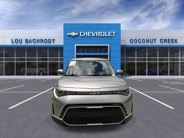 Used 2024 Kia Soul LX w/ Option Group 015 FWD image 3