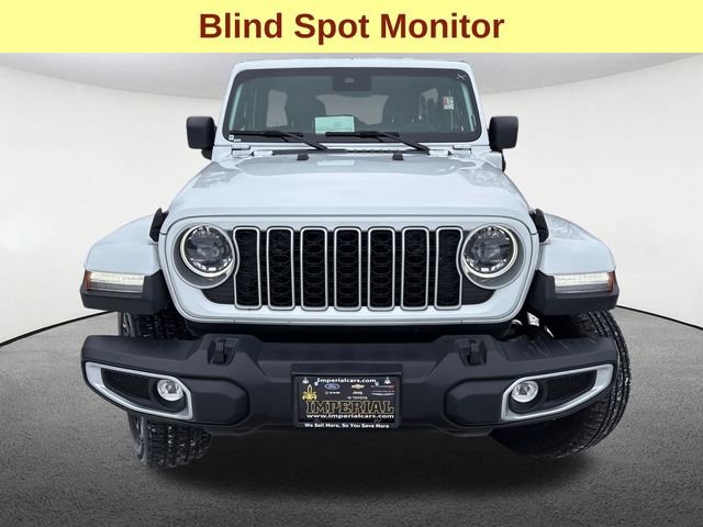 Used 2025 Jeep Wrangler Unlimited Sahara w/ Safety Group image 4