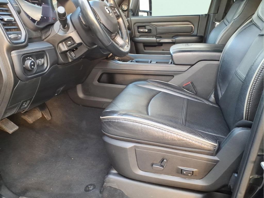 Used 2024 RAM 2500 Limited image 17