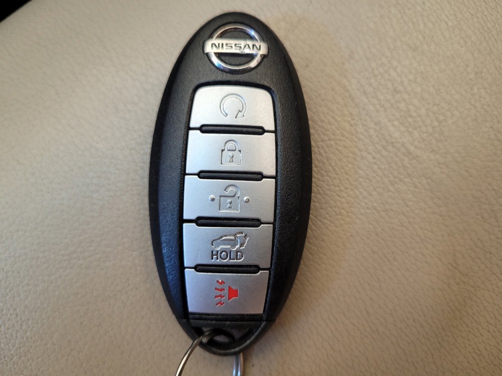 Used 2016 Nissan Pathfinder SL w/ SL Premium Package AWD/4WD image 32