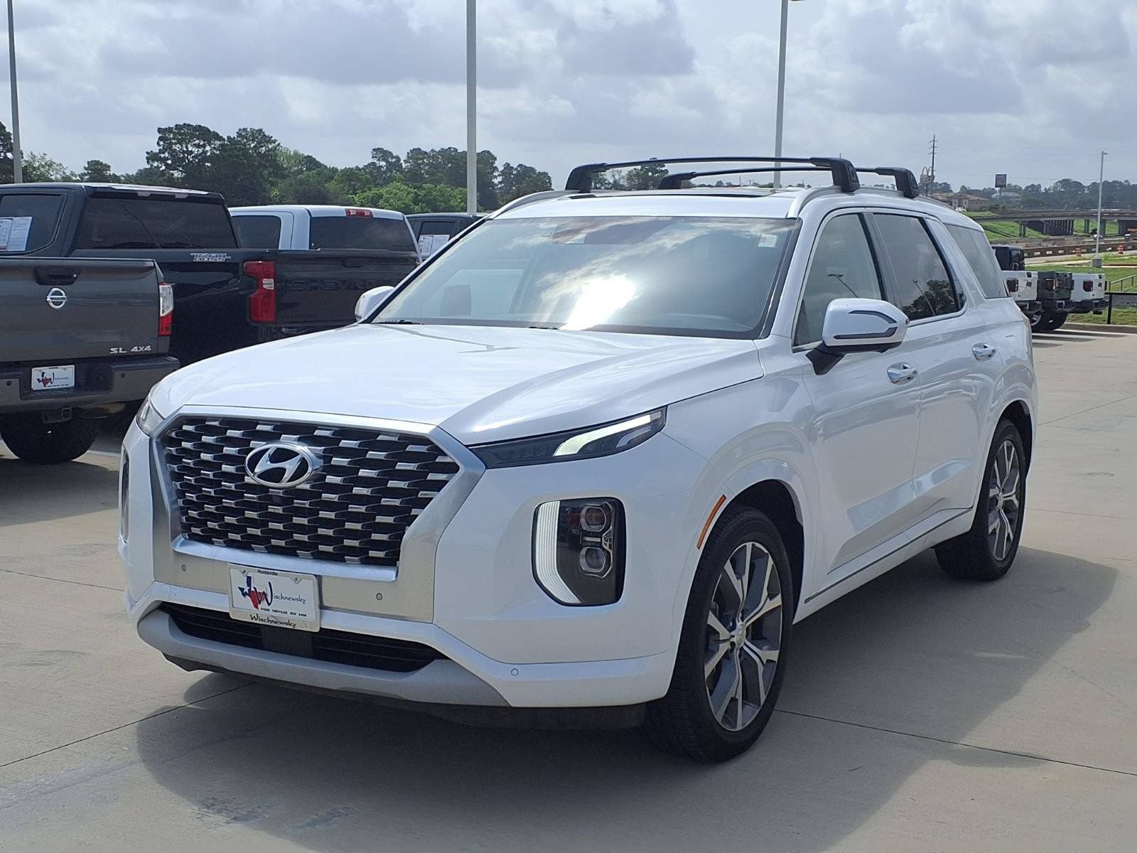Used 2022 Hyundai Palisade Limited FWD image 3