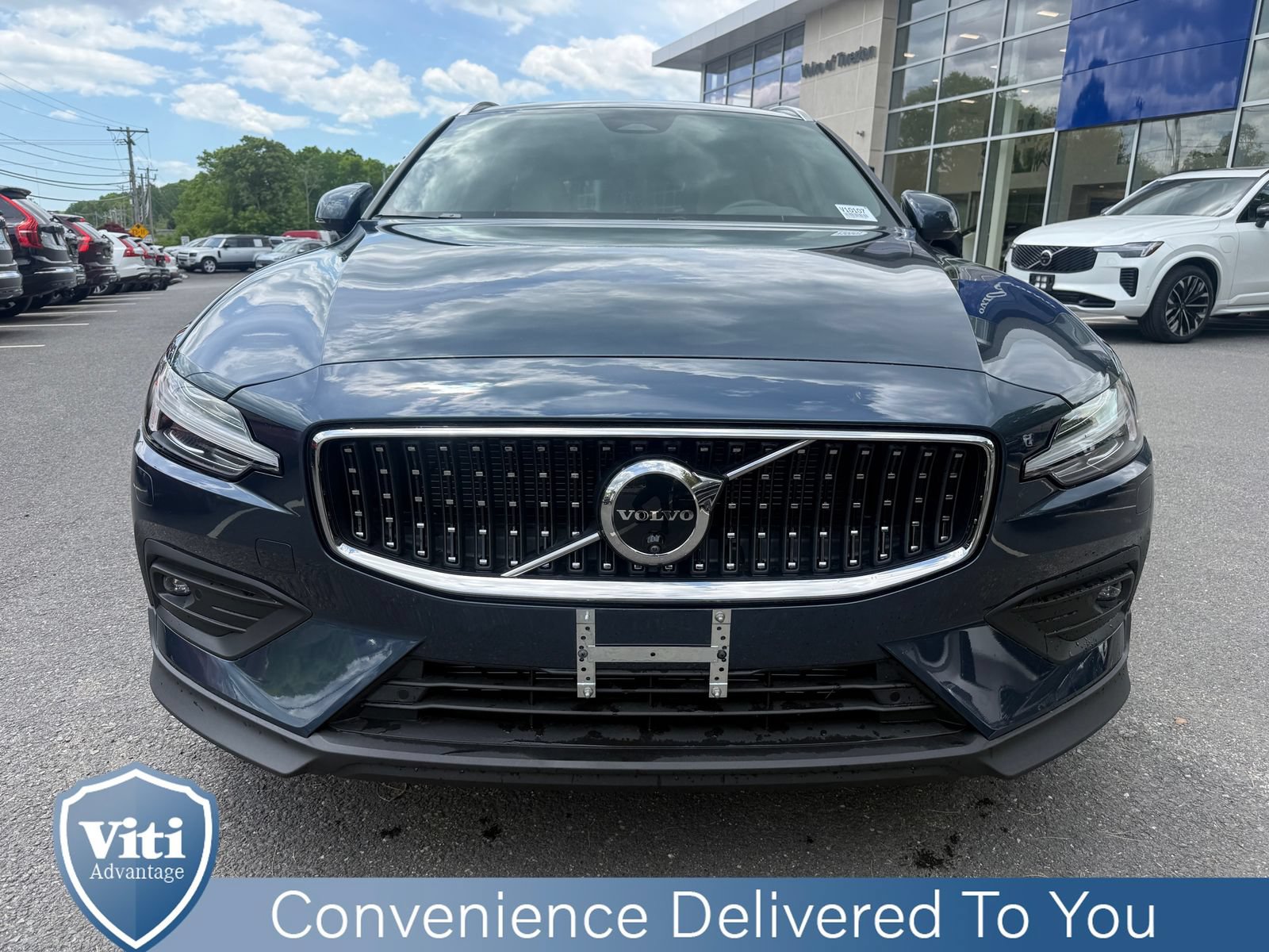 New 2026 Volvo V60 B5 Cross Country Ultra w/ Protection Package Premier AWD/4WD image 3