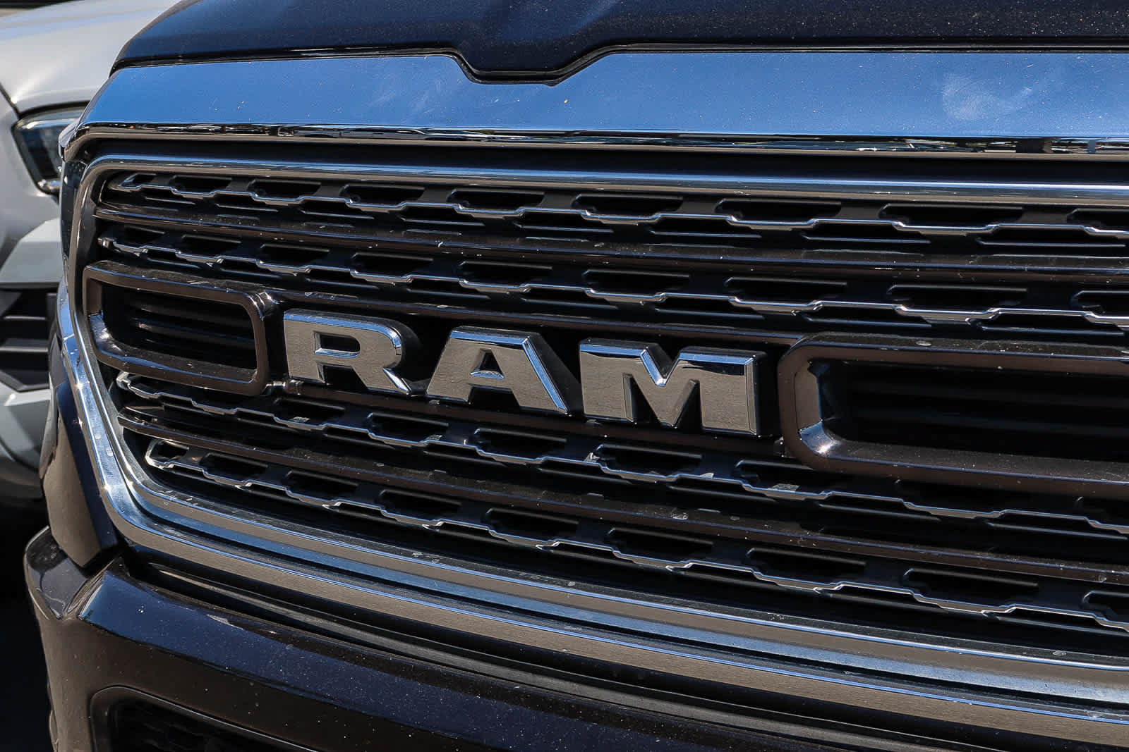 Used 2020 RAM 1500 Limited w/ Body Color Bumper Group AWD/4WD image 3