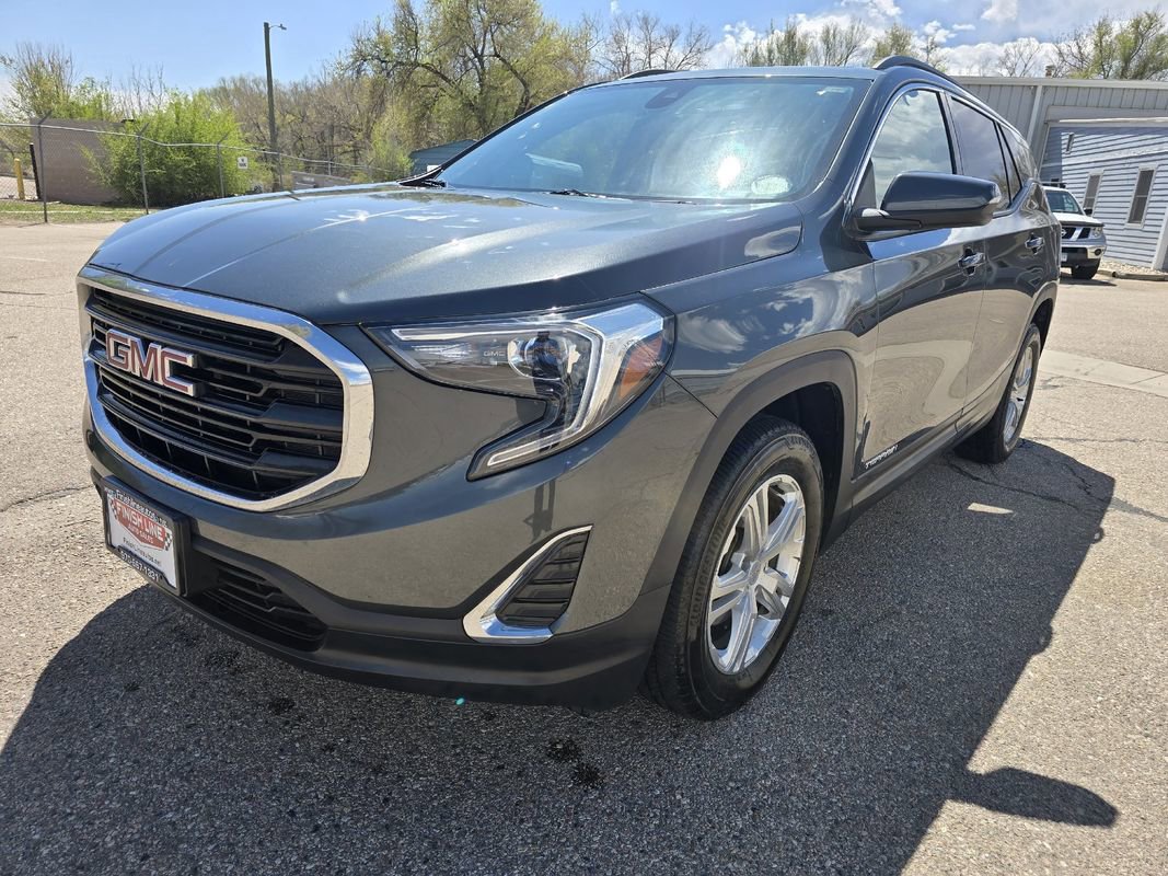 Used 2020 GMC Terrain SLE w/ Driver Convenience Package image 11