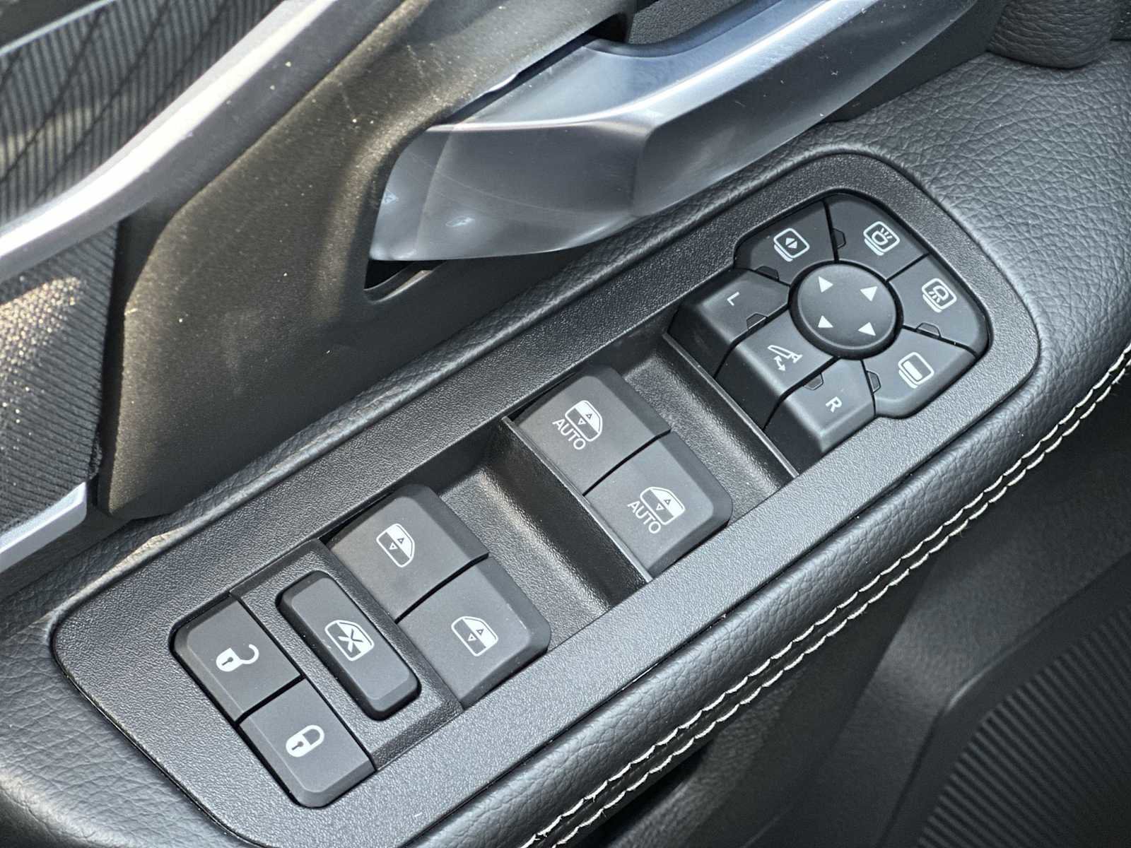 New 2025 RAM 2500 Big Horn AWD/4WD image 15