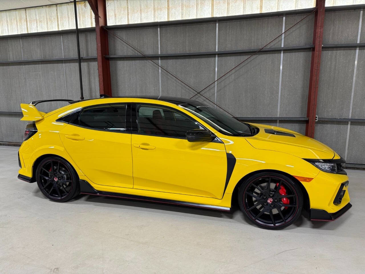 Used 2021 Honda Civic Type R Limited image 15