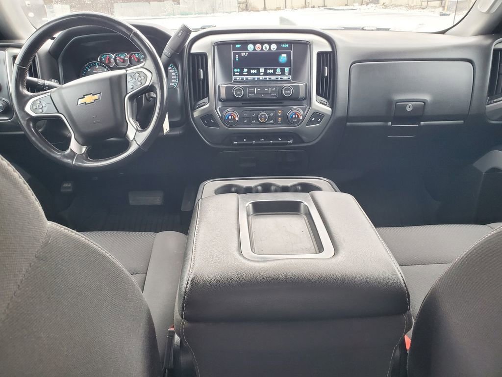 Used 2018 Chevrolet Silverado 1500 LT w/ All Star Edition image 4