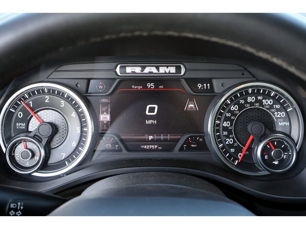 Used 2025 RAM 1500 Big Horn AWD/4WD image 34