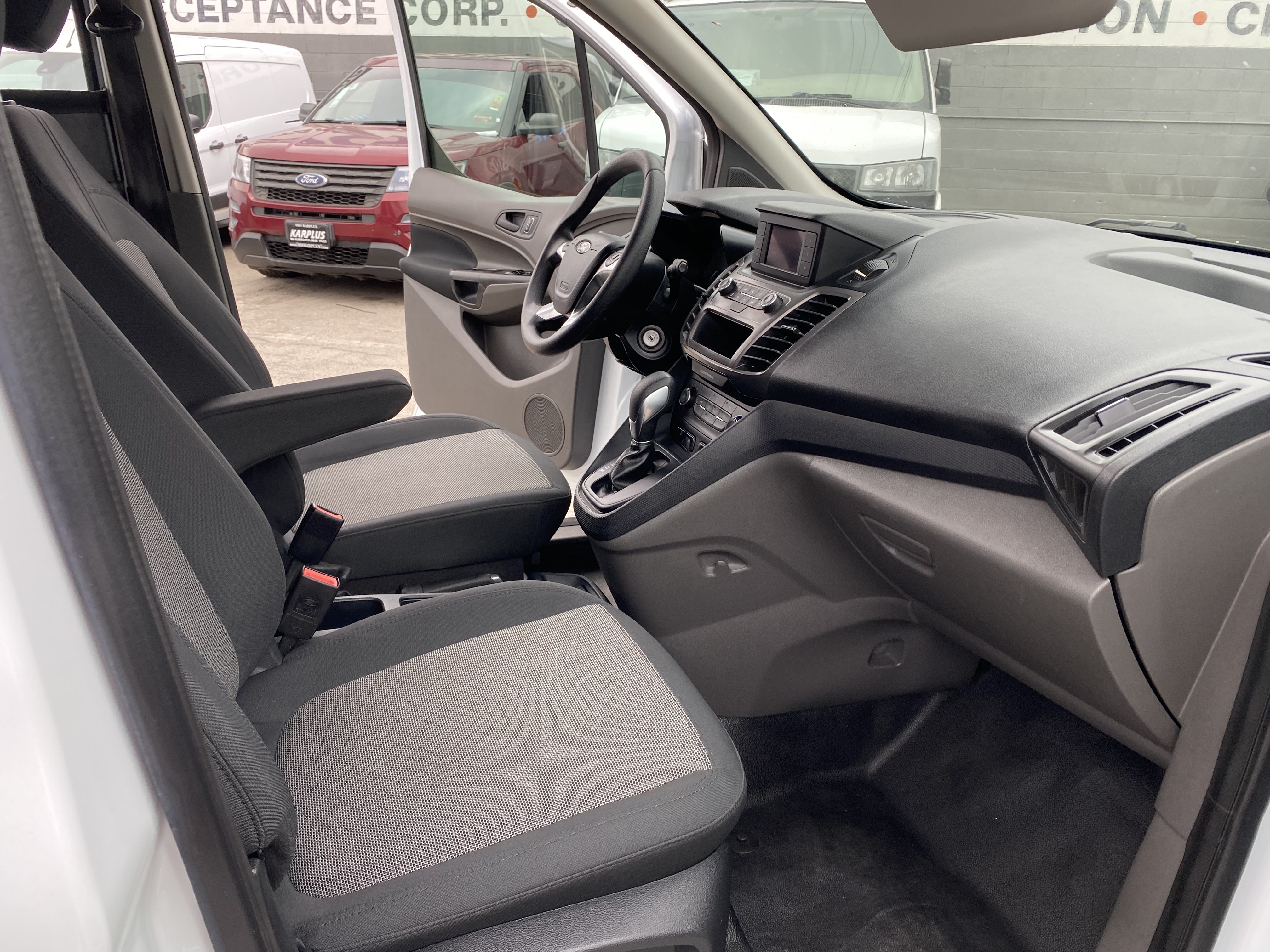 Used 2022 Ford Transit Connect XL FWD image 19