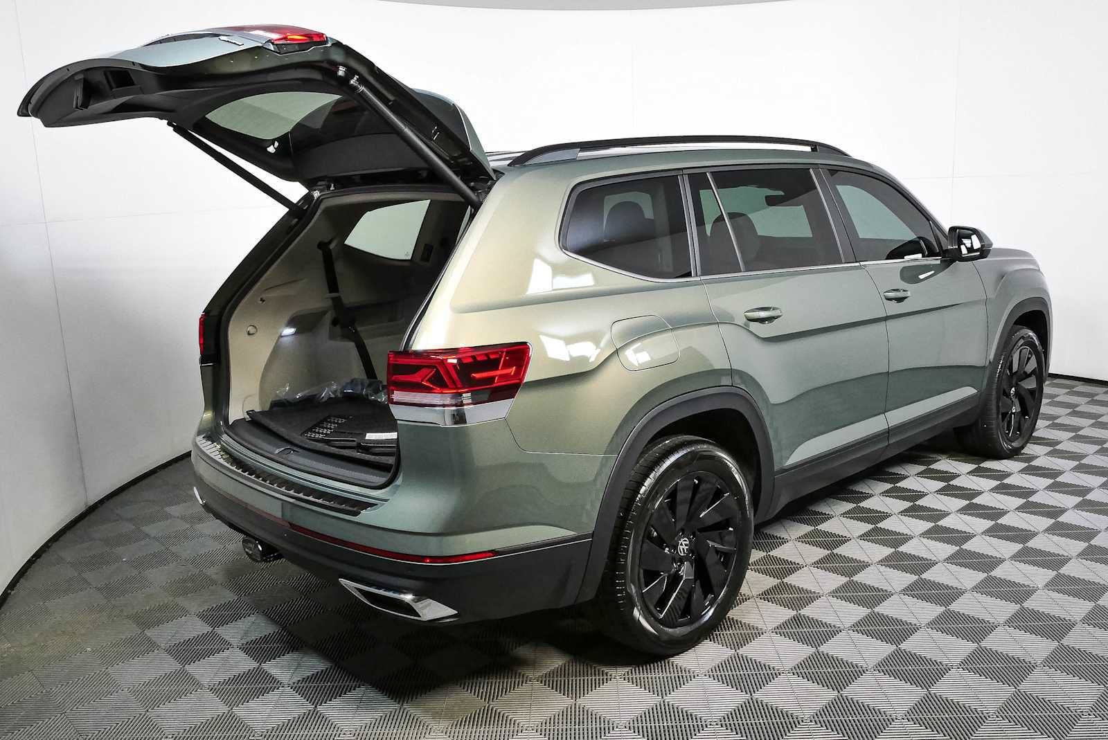 New 2026 Volkswagen Atlas SE AWD/4WD image 28
