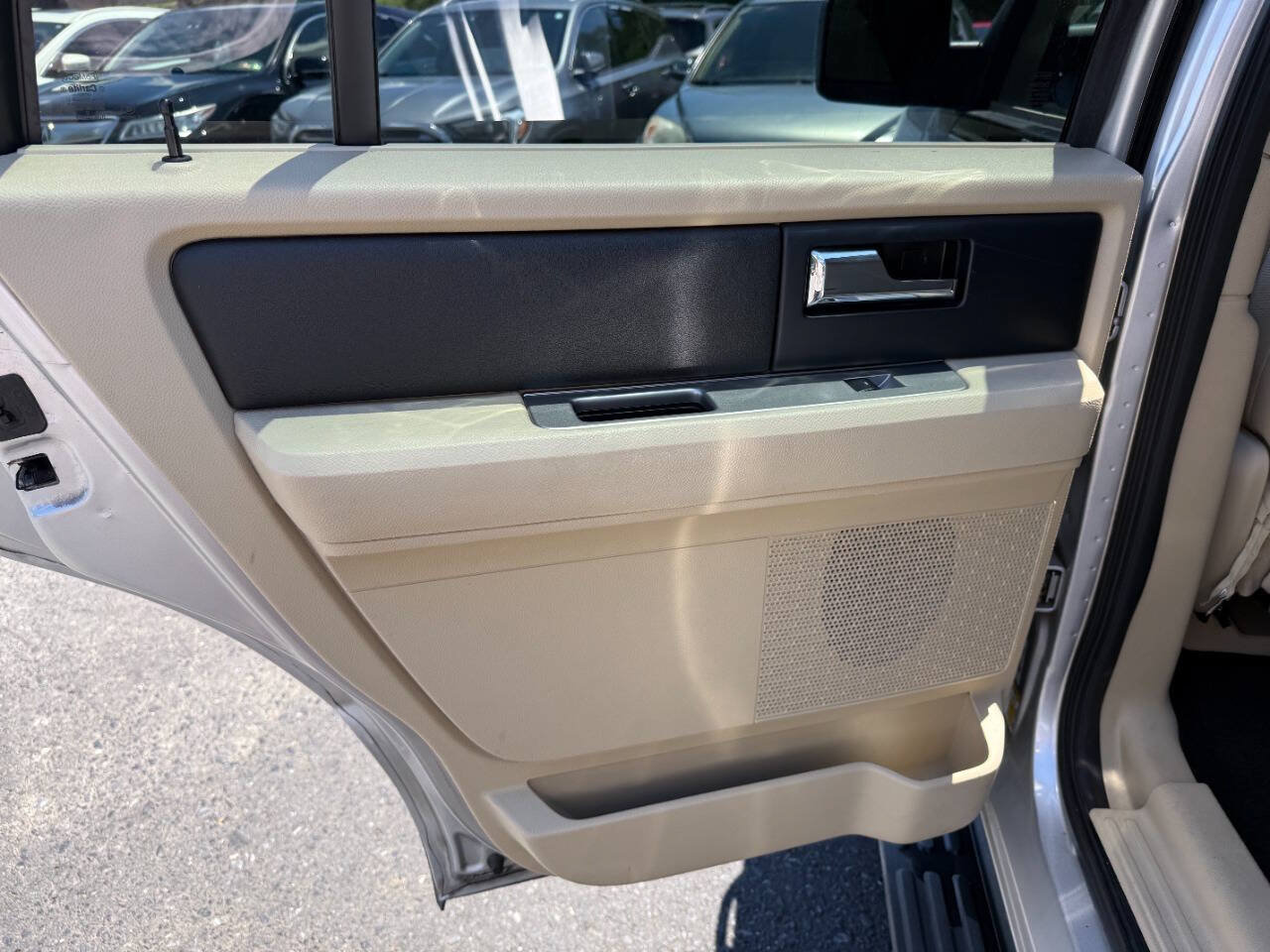 Used 2016 Ford Expedition XL AWD/4WD image 21