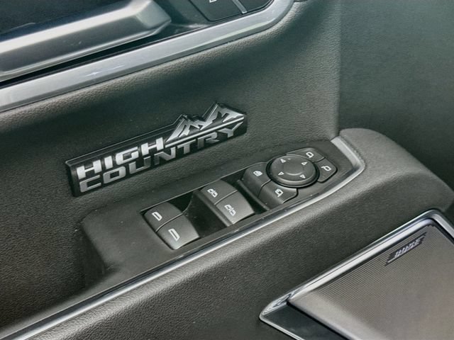 Used 2025 Chevrolet Silverado 1500 High Country w/ High Country Premium Package AWD/4WD image 19