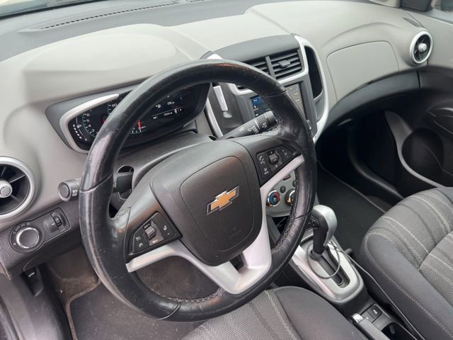 Used 2018 Chevrolet Sonic LT w/ Convenience Package image 8