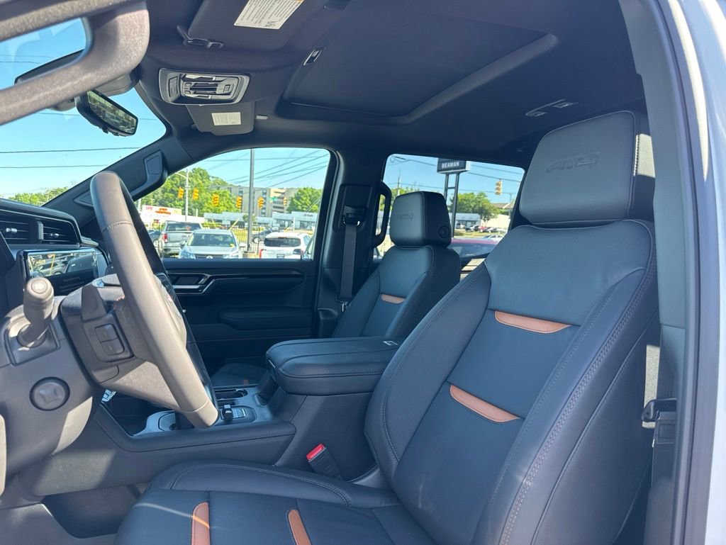 New 2026 GMC Sierra 1500 AT4 w/ AT4 Premium Package AWD/4WD image 17