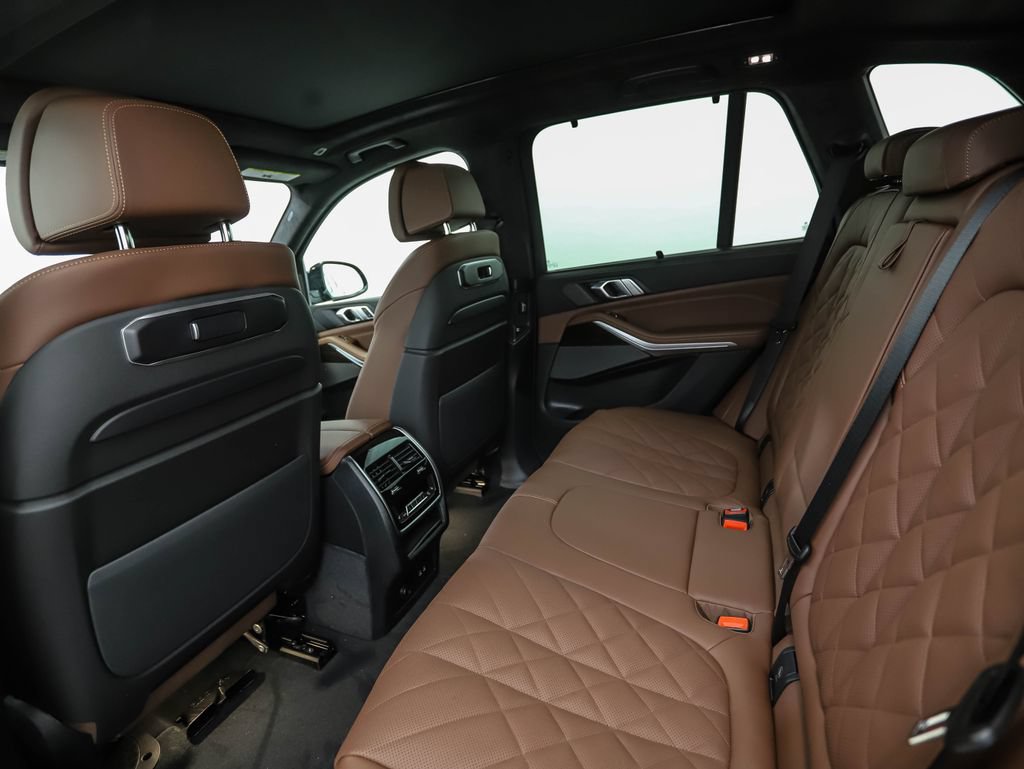 New 2026 BMW X5 xDrive50e w/ Executive Package AWD/4WD image 21