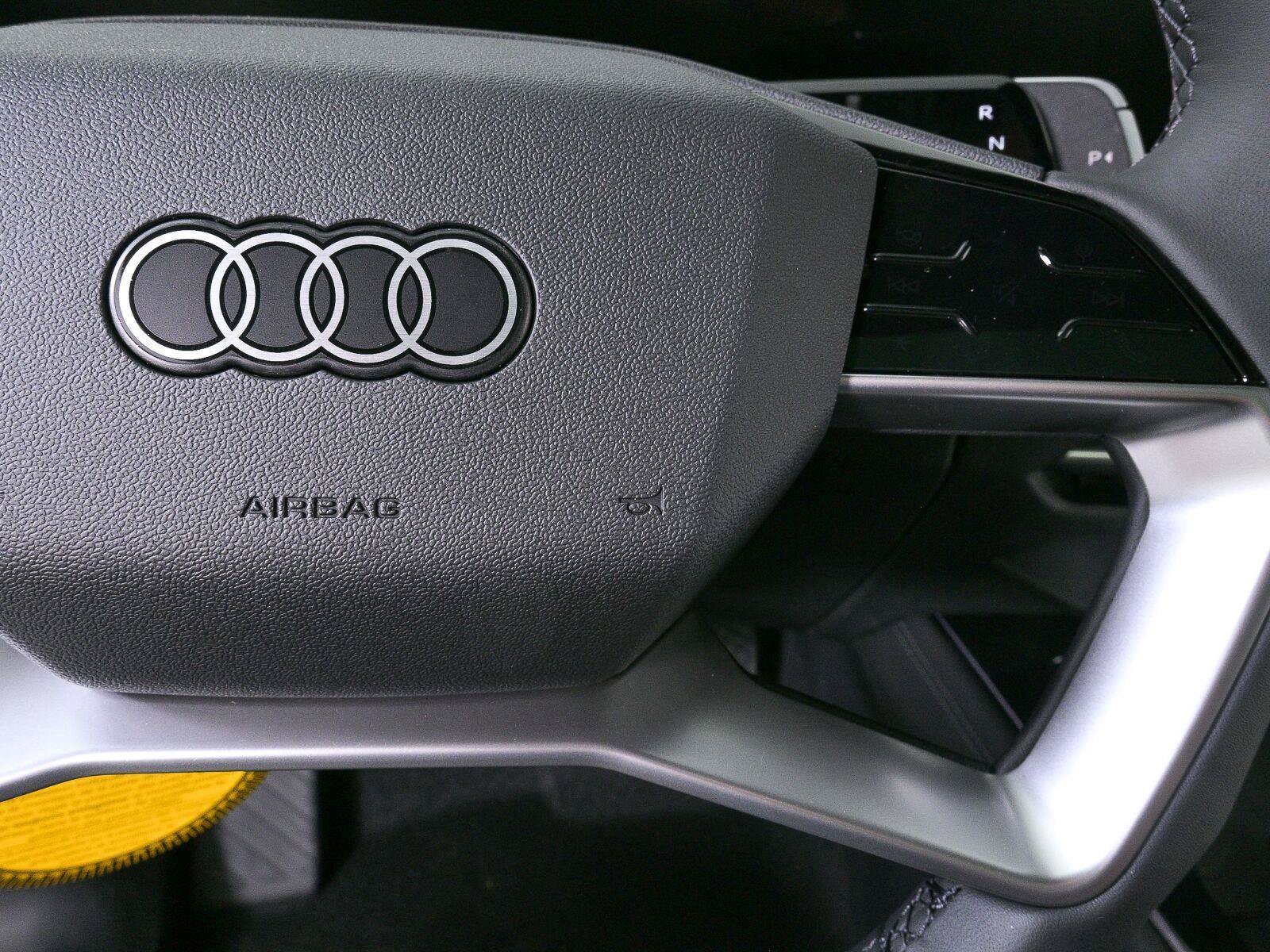 New 2026 Audi Q3 quattro 2.0T AWD/4WD image 23