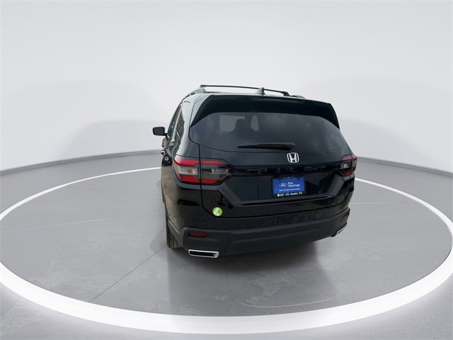 Used 2023 Honda Pilot Sport image 9