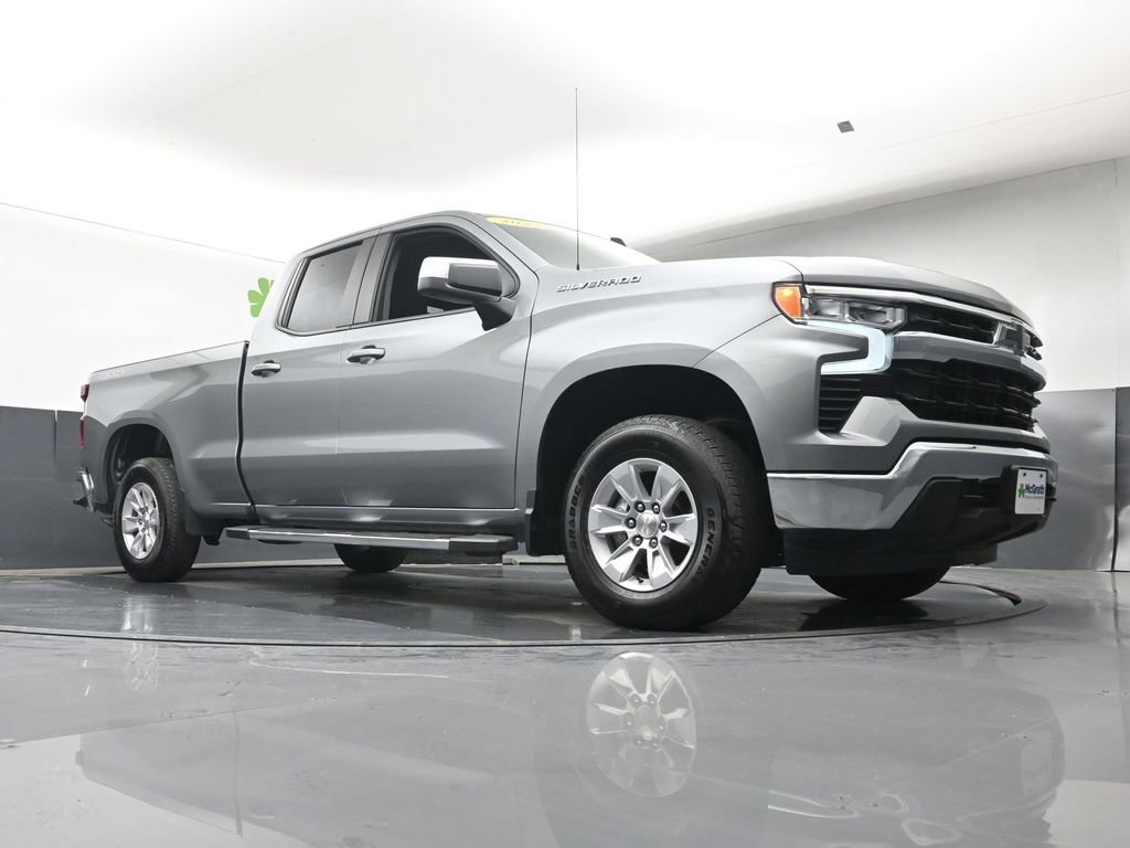 Used 2023 Chevrolet Silverado 1500 LT AWD/4WD image 22