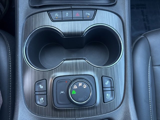 Used 2023 GMC Acadia SLT w/ Elevation Edition image 16