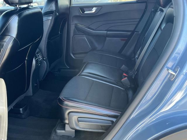 Used 2025 Ford Escape ST-Line Select image 15