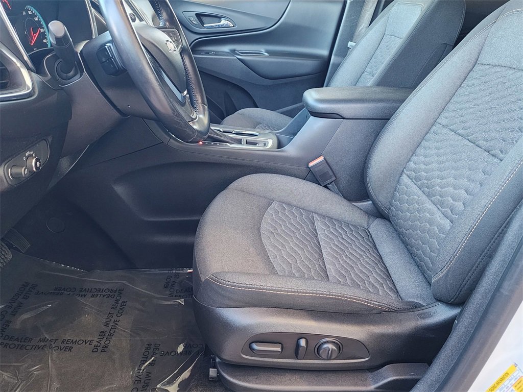 Used 2018 Chevrolet Equinox LT image 24
