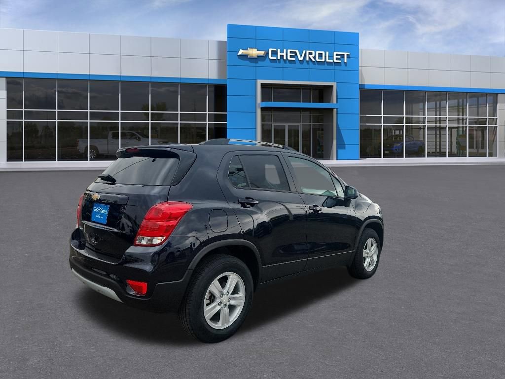 Used 2022 Chevrolet Trax LT w/ LT Convenience Package AWD/4WD image 5