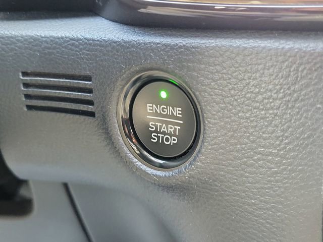 Used 2022 Ford Ranger Lariat w/ Equipment Group 501A High image 17