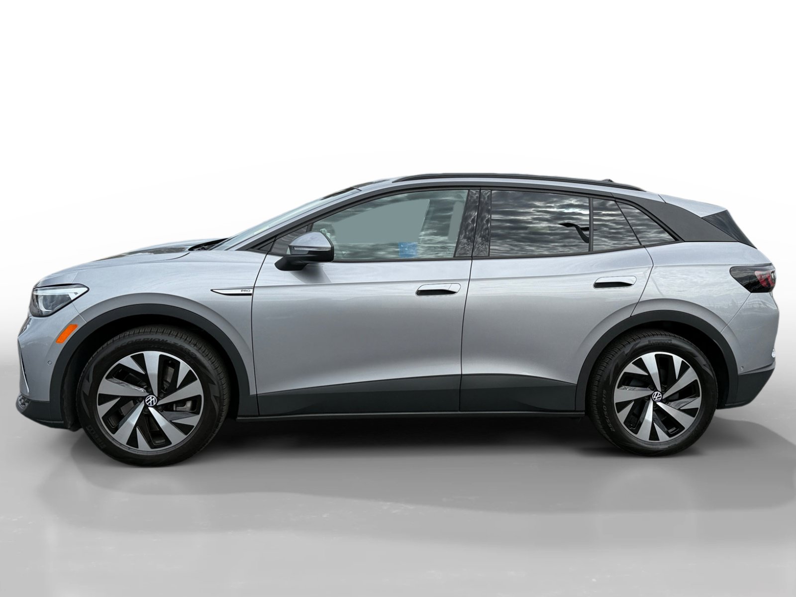 Certified 2025 Volkswagen ID.4 Pro RWD image 2