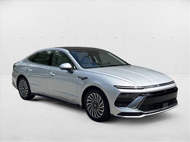 New 2025 Hyundai Sonata Limited image 7