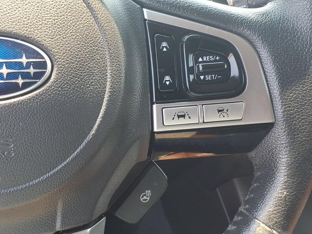 Used 2017 Subaru Outback 2.5i Touring AWD/4WD image 10