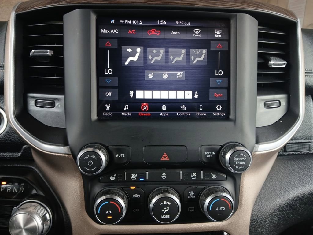 Used 2020 RAM 1500 Laramie RWD image 4