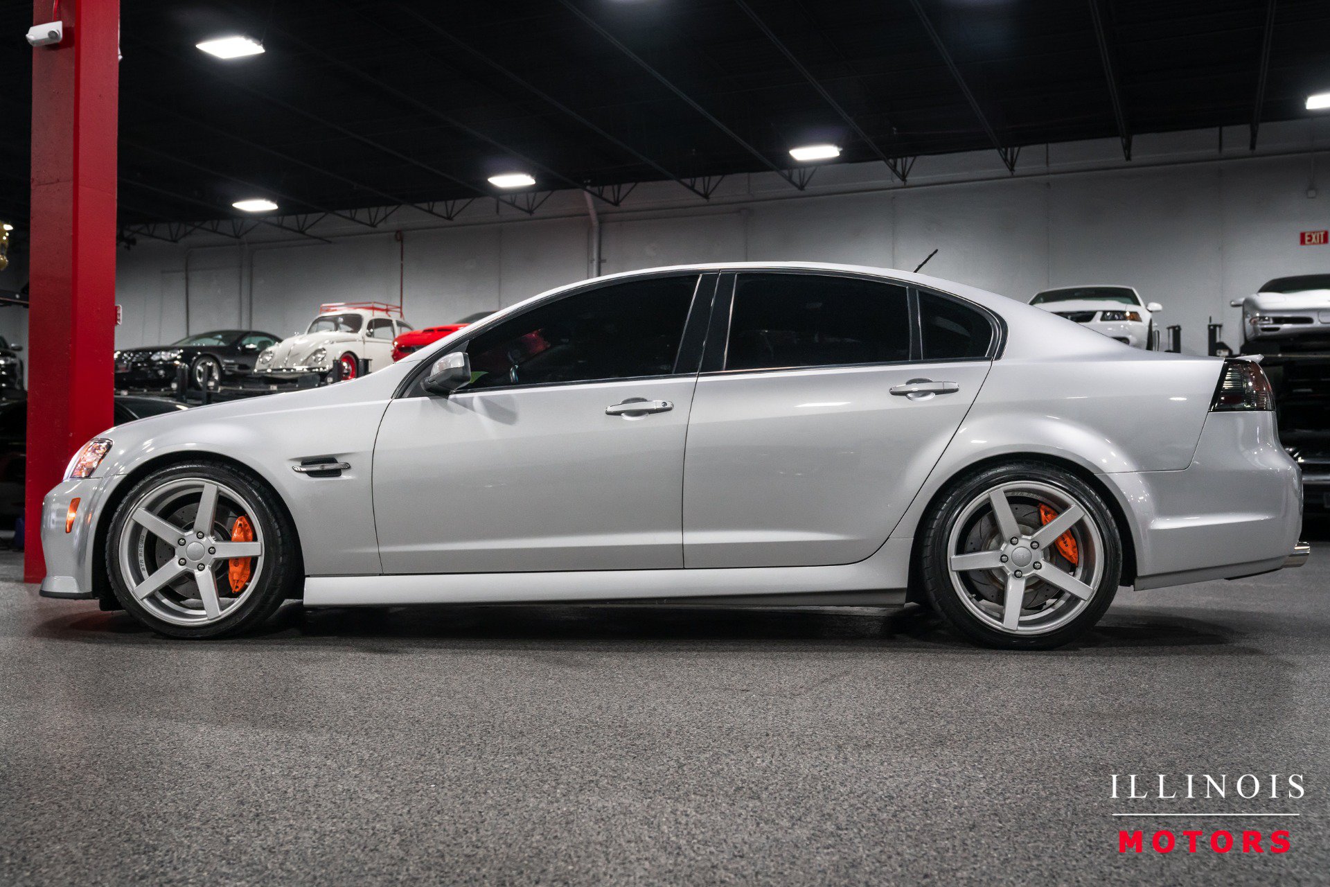 Used 2009 Pontiac G8 GT w/ Premium Package RWD image 2