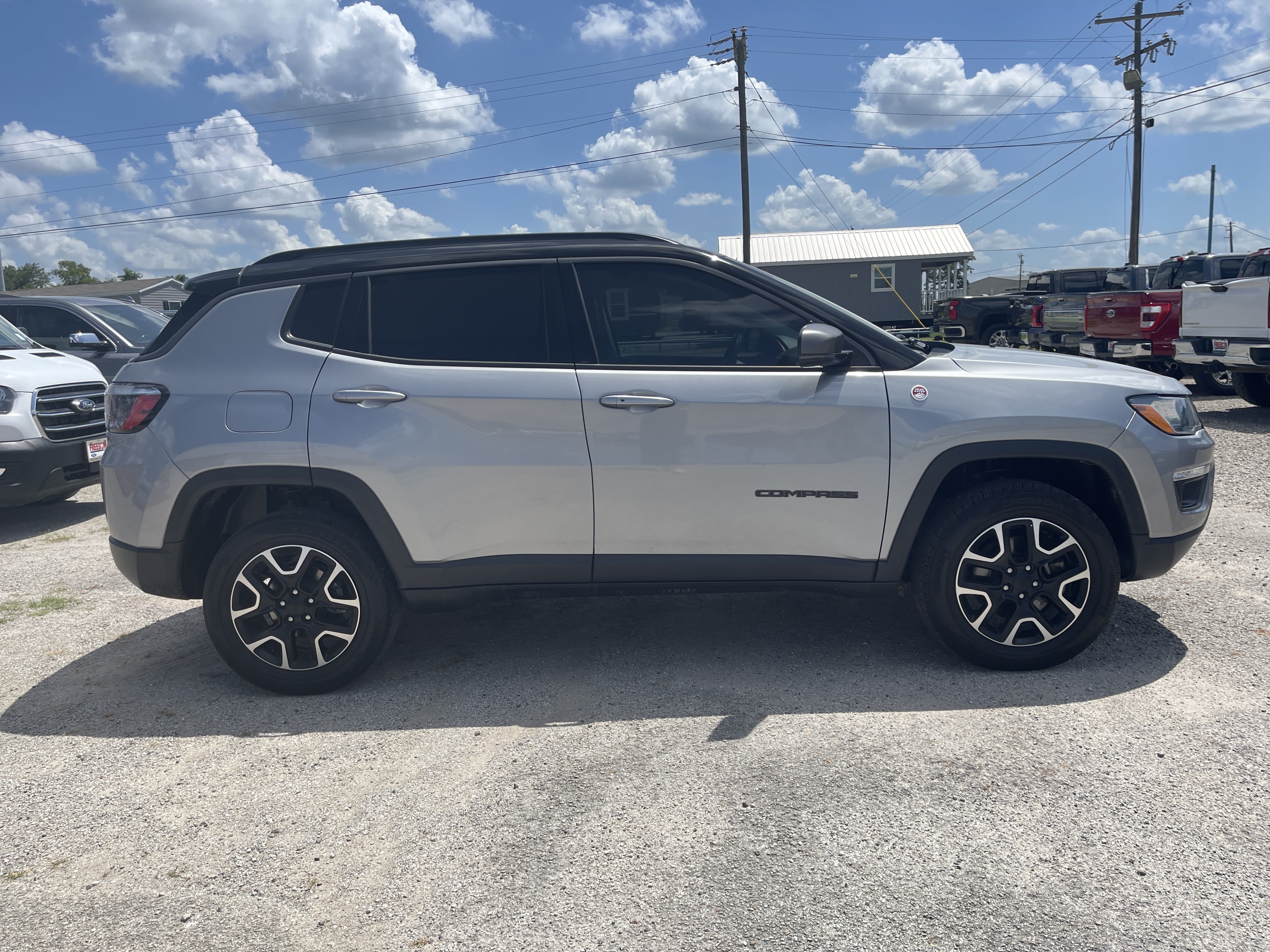 Used 2021 Jeep Compass Trailhawk AWD/4WD image 3