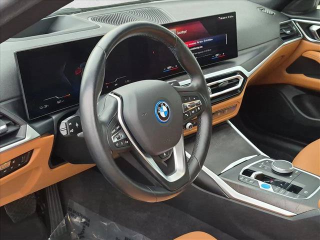 Certified 2023 BMW i4 eDrive40 w/ Premium Package RWD image 10