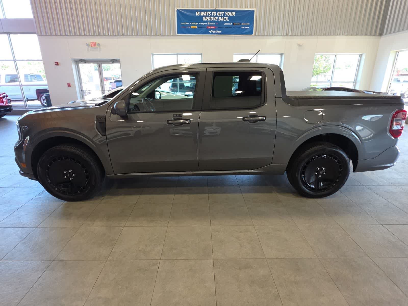 Used 2026 Ford Maverick Lobo AWD/4WD image 13