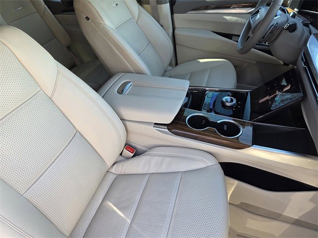 Used 2026 Cadillac Escalade Platinum Sport w/ LPO, Floor Liner Package image 10