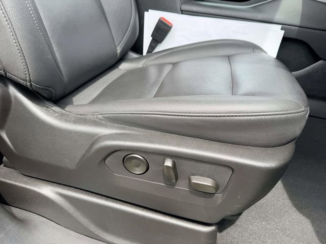 Used 2024 Chevrolet Tahoe LT AWD/4WD image 9