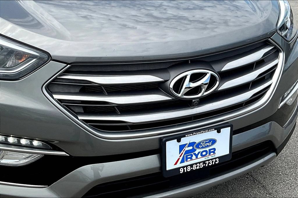 Used 2018 Hyundai Santa Fe Sport w/ 2.0T Ultimate Tech Package 05 AWD/4WD image 30