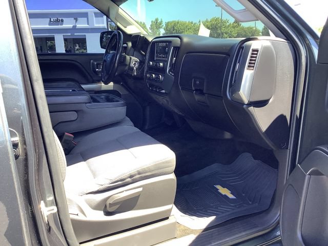 Used 2018 Chevrolet Silverado 1500 LT w/ All Star Edition RWD image 33