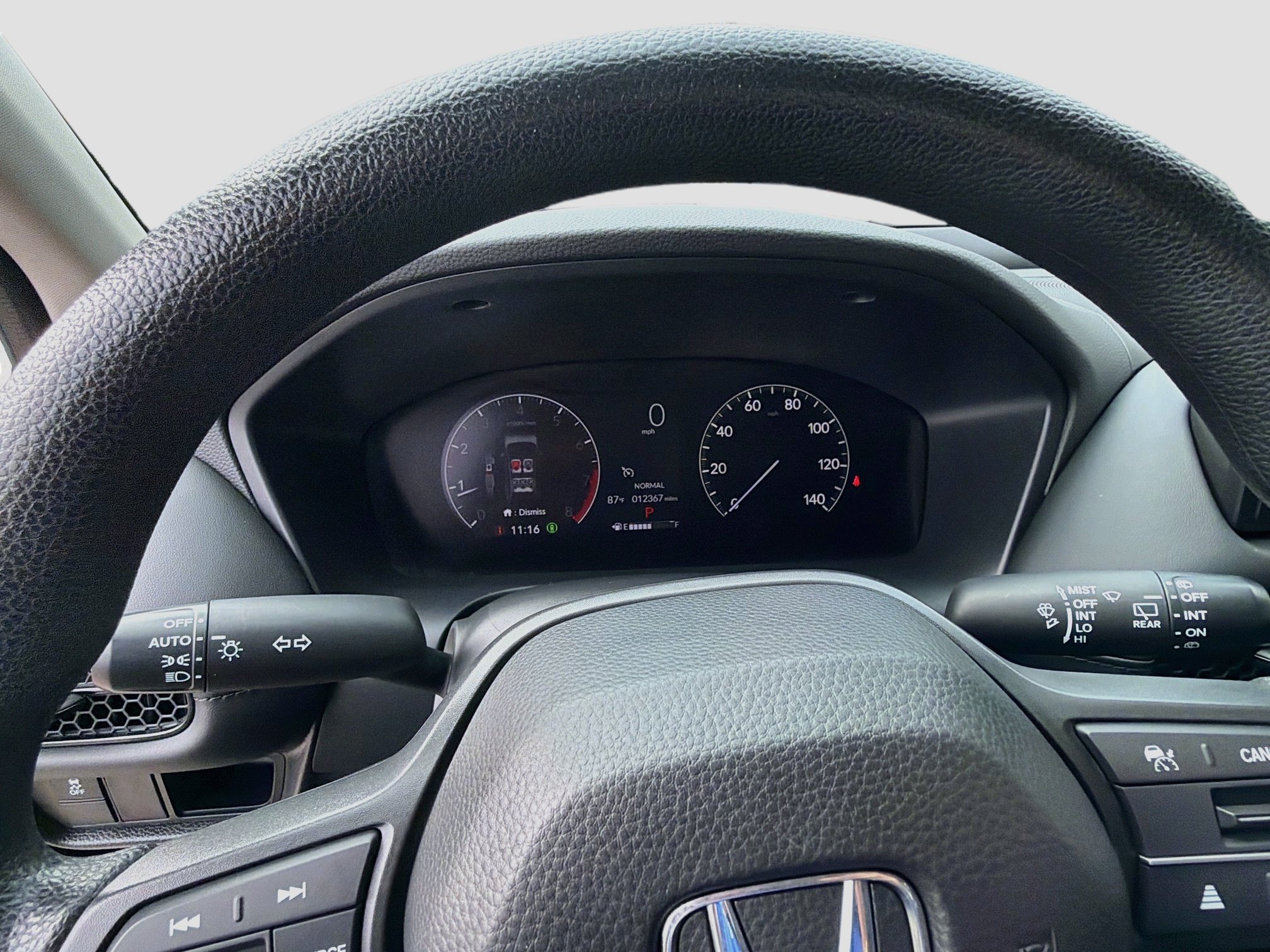 Used 2025 Honda HR-V LX image 11