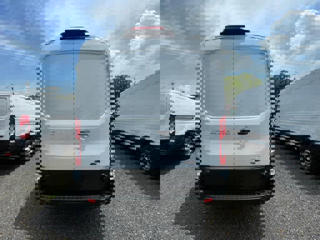 New 2025 Ford Transit 250 148 Medium Roof image 6