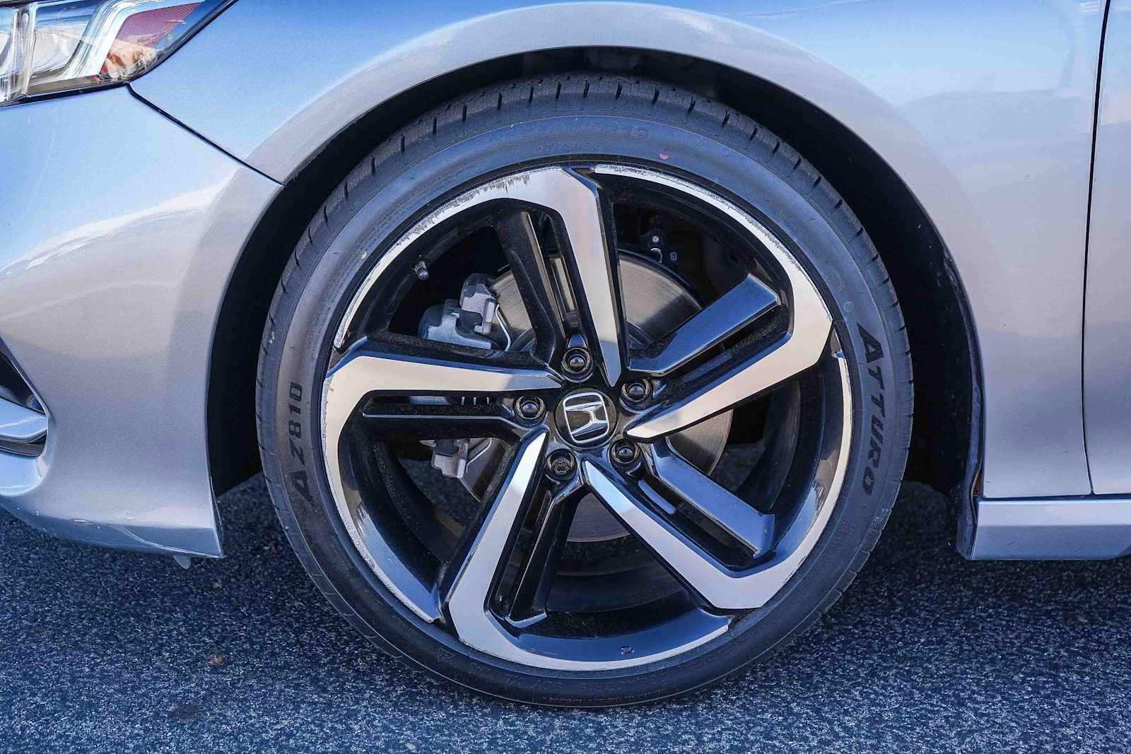 Used 2019 Honda Accord Sport image 11