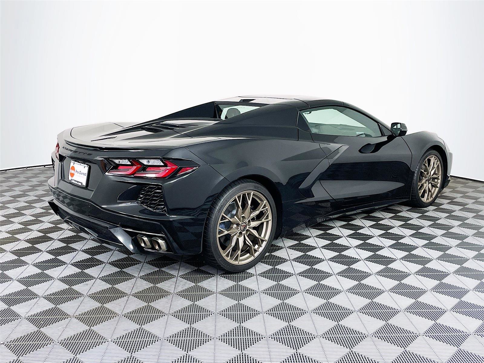 Certified 2025 Chevrolet Corvette Stingray Preferred Conv w/ 2LT image 9