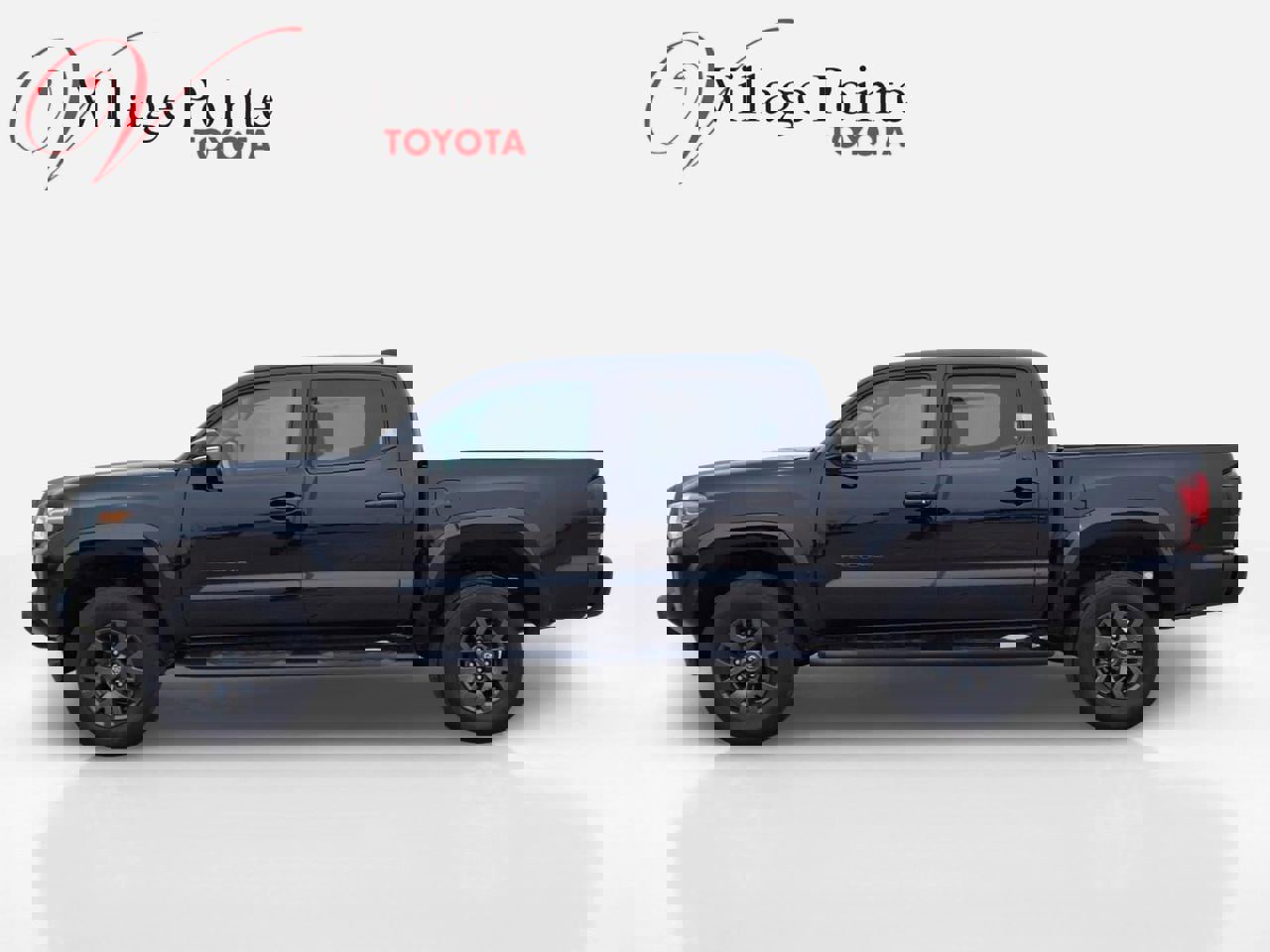 Used 2023 Toyota Tacoma SR5 w/ Technology Package image 2